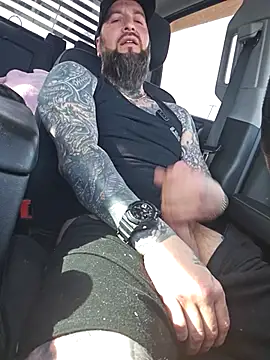 Beardedtattood webcam