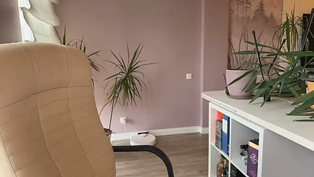MonaBlisss webcam