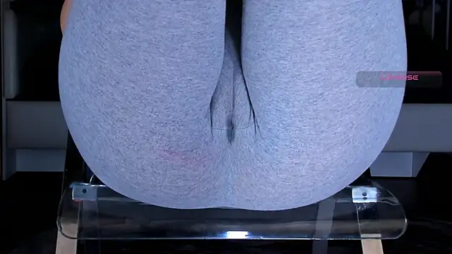 Cameltoe_squirt_inPants webcam