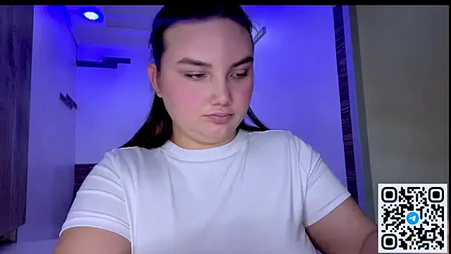 Dreamyblushfairy webcam