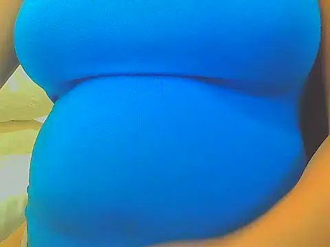 Modèle: keepmepregnantT