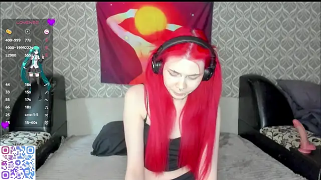 veldenga (F young) - massage tits handbra/flash tits