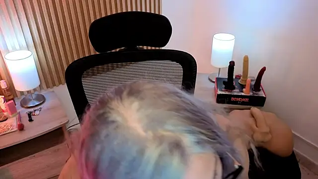 marianl0ve (F milf) - 😈play with my tits 🍒