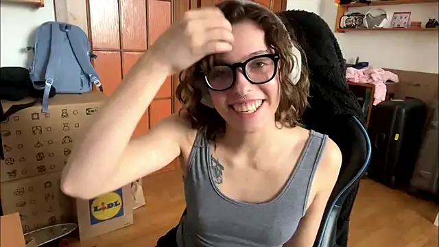 PillowPeachX