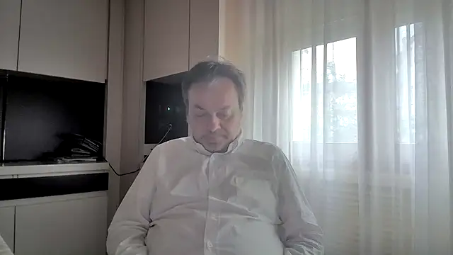polloiw webcam
