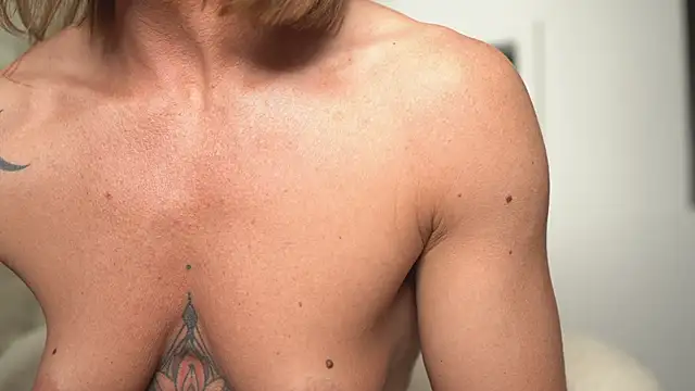 Nikita_Karma live sex cam