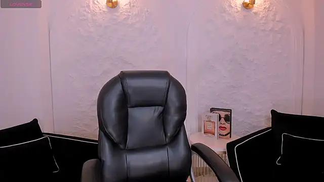 ArianaDumont webcam