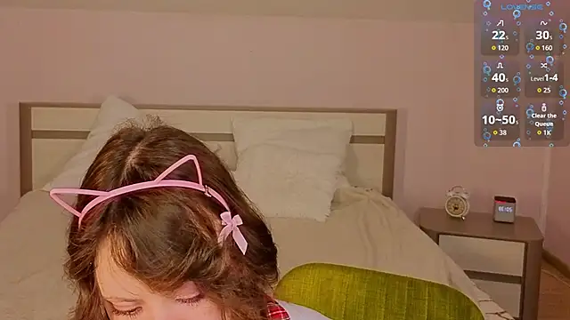 EricaMoonn webcam
