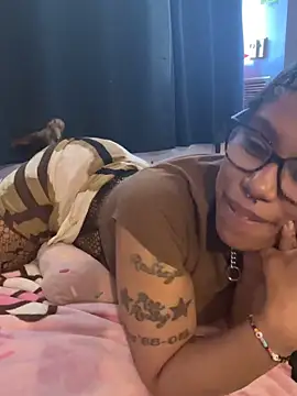 Desirae_Luciano