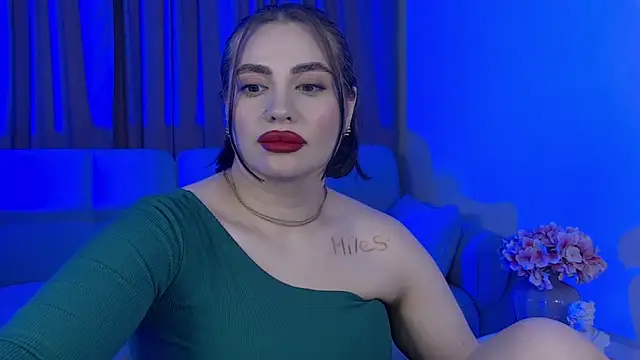 AdrianaToress webcam