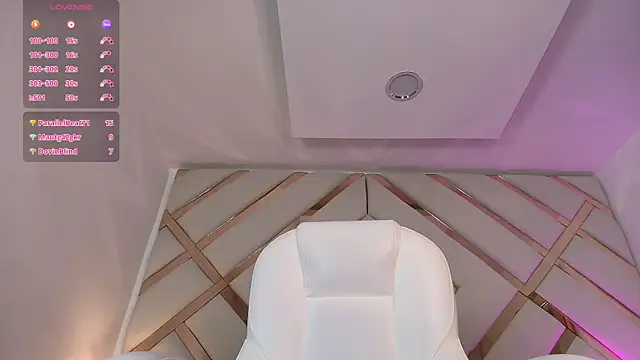 Noa_butterfly_ webcam