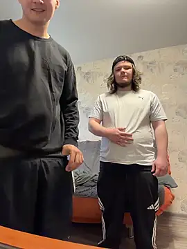 desiredude9 webcam