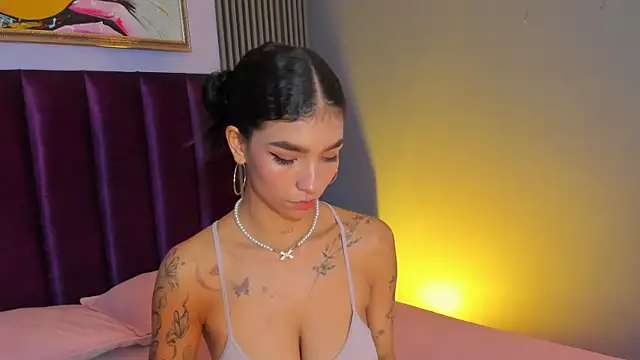 LauraAristizabal webcam