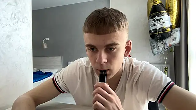 solofury (M twink) - Buy car