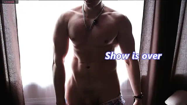 luckyforesk1n (M young) - Cumload 4 days cumshow on my neck  ; )