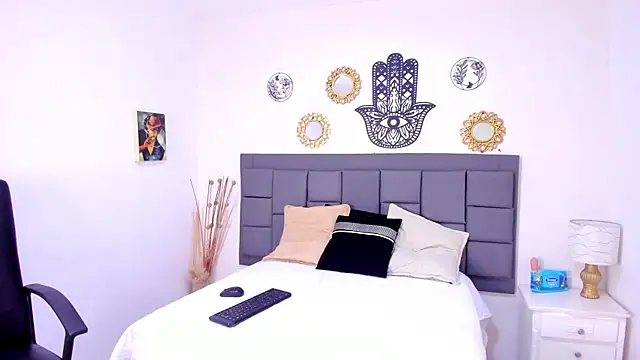silvanadelatorre (F teen) - ride dildo