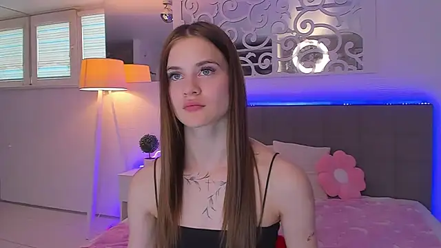 LuisaClover webcam
