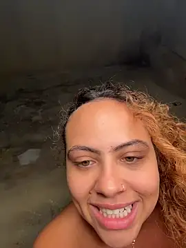 Chloe_Leaozinho webcam
