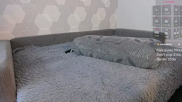 Eva_curlss webcam