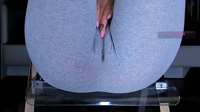 Cameltoe_squirt_inPants webcam