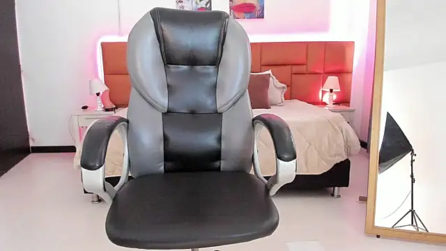 Catti_Brie webcam