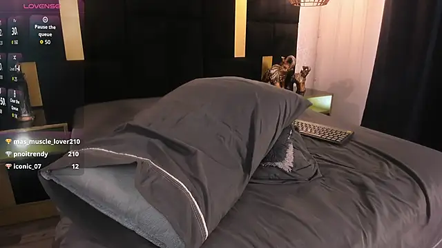 Lucio__Fox webcam