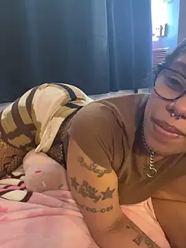 Desirae_Luciano