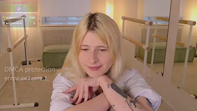 error_occurred_ - Error_occurred_'s free webcam - UK Sex Cams