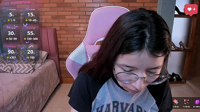 Amy_joones webcam