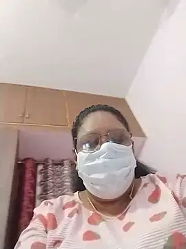 Pushpavathi_78 webcam