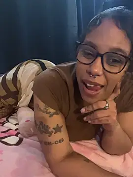 Desirae_Luciano