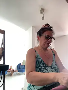 Sharongirl07 webcam