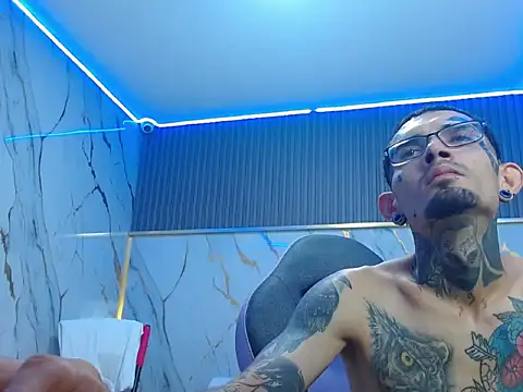 Boy_tatto77 webcam