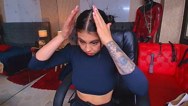 ZafiraVelvet webcam