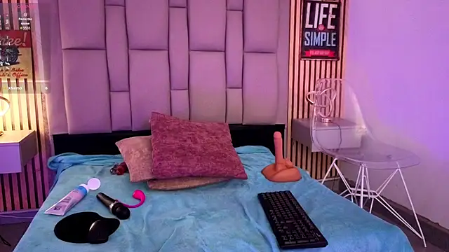 _karlaruso webcam