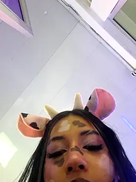 AryahMoonn webcam