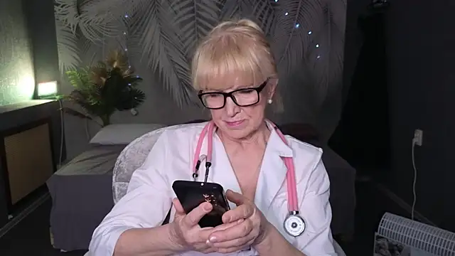 Dr_Mireille webcam