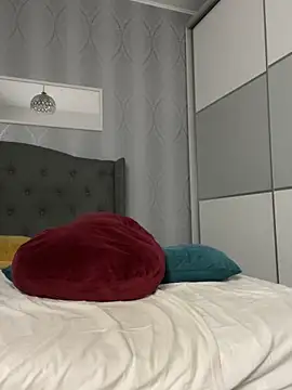 _adelle webcam