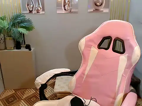 TsVelinda_Monroe webcam