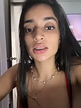 leilani_X webcam
