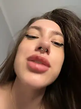 boomfoxy (F young) - Show sweet SQUIRT real slowto panties💦 