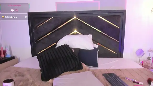 april_jones05 webcam
