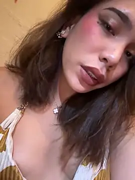 sidechick_bunny - SideChick_Bunny's free webcam - UK Sex Cams