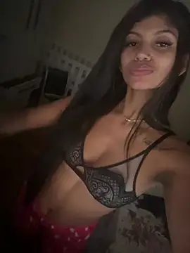 bruna_carvalhohott webcam