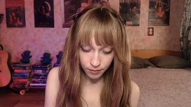 Friendly_Ellie webcam