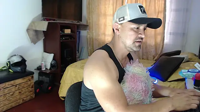 Live sex cam of AlejoMoretti