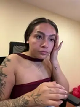 Alyha_Cortes webcam