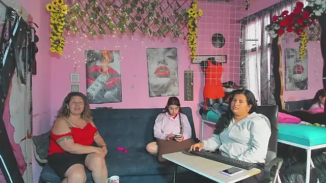 lesbiancuple