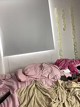 velma_star - Velma_star's free webcam - UK Sex Cams