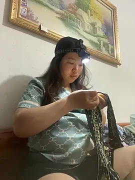 nhung584 - Nhung584's free webcam - UK Sex Cams